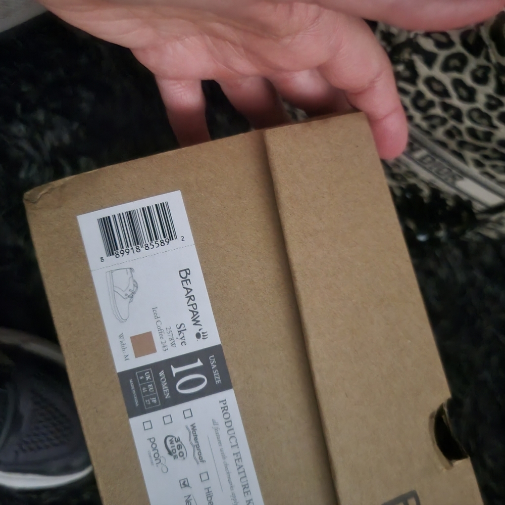 Bearpaw shorty
